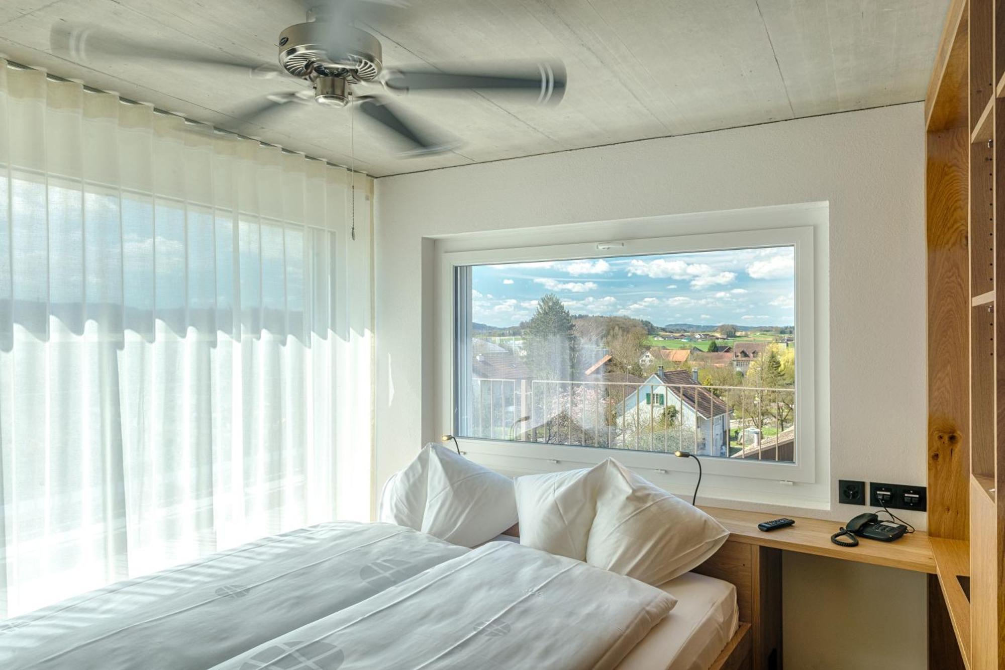 Hotel Frauenfeld Room photo